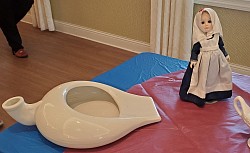 Porcelain bedpan